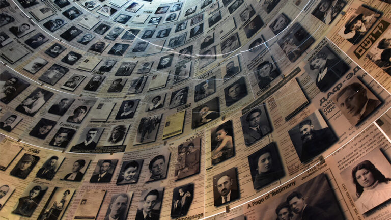 International+Holocaust+Remembrance+Day
